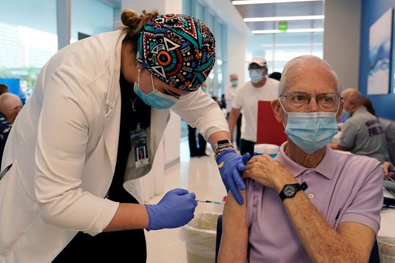 Unvaccinated older people leave northern states vulnerable to COVID surge